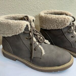 Kohl's Taupe Shearling-Lined Winter Boots
